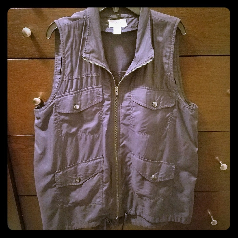 Loft lightweight vest